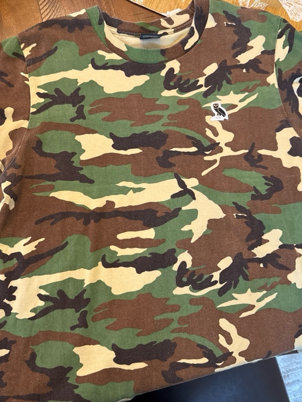 Camo Crewneck Shirt with Owl Patch - Green/Brown
